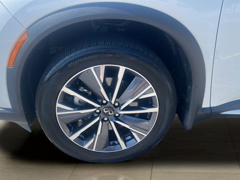 Used 2026 INFINITI QX60 Luxe w/ Cargo Package FWD image 14