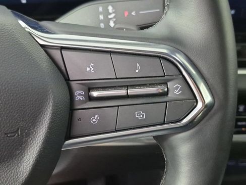 Used 2026 Chevrolet Equinox LT FWD image 19