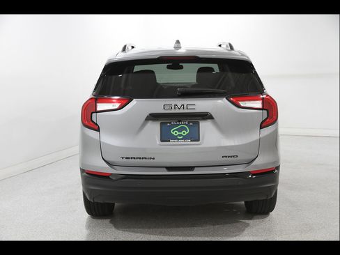 Certified 2024 GMC Terrain SLE w/ Driver Convenience Package AWD/4WD image 20
