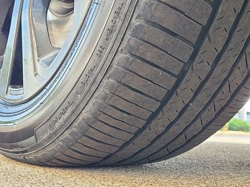 Used 2023 Subaru Forester Sport image 14