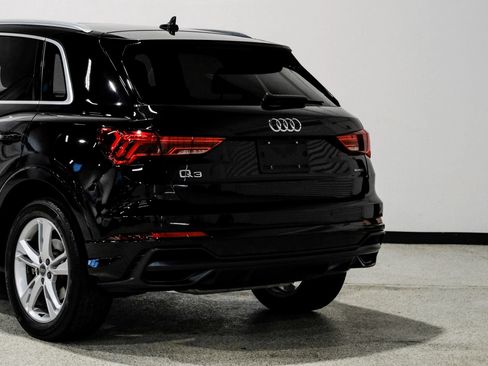 Used 2020 Audi Q3 2.0T Premium w/ Convenience Package AWD/4WD image 15