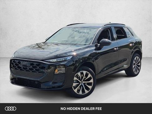 New 2026 Audi Q3 quattro 2.0T AWD/4WD image 1