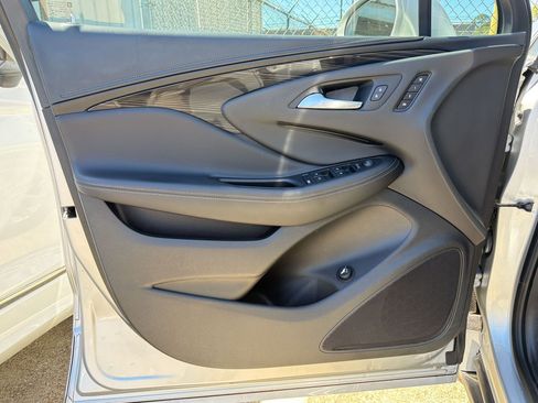 Used 2019 Buick Envision Essence image 21