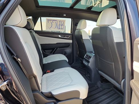 New 2026 Volkswagen Atlas Cross Sport SEL Premium R-Line image 15