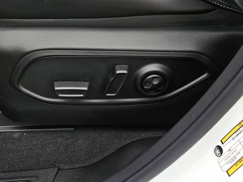 New 2025 Jeep Grand Cherokee L Limited image 28