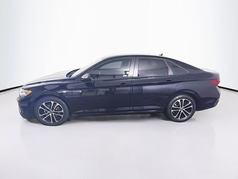Used 2024 Volkswagen Jetta Sport FWD image 4