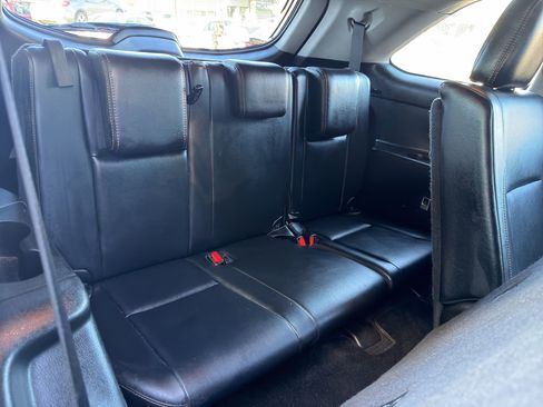 Used 2018 Toyota Highlander Limited image 19