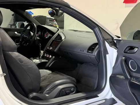 Used 2014 Audi R8 V8 AWD/4WD image 23