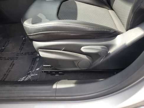 Used 2022 Jeep Compass Latitude image 11