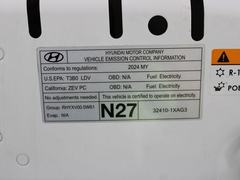 Used 2024 Hyundai Ioniq 5 SEL image 39