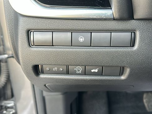 Certified 2023 Nissan Rogue SL w/ SL Premium Package image 14