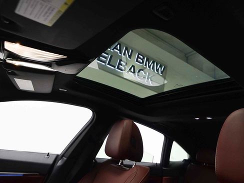 Certified 2023 BMW i4 eDrive35 w/ Premium Package image 7