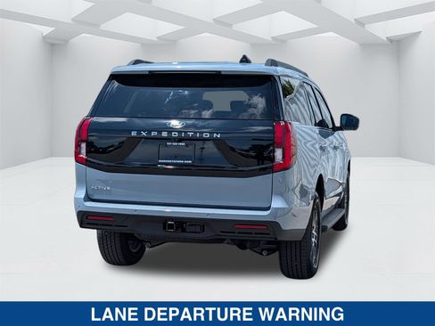 New 2026 Ford Expedition Active RWD image 6