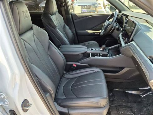 Used 2025 Lexus TX 500h AWD w/ Technology Package image 27