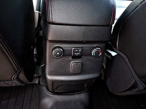 Used 2016 Ford Explorer Sport AWD/4WD image 16