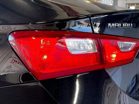 Used 2025 Chevrolet Malibu LT image 17