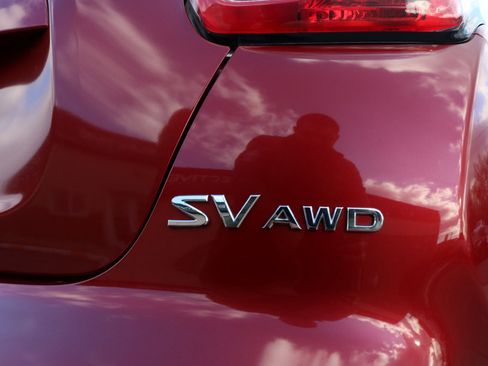 Used 2015 Nissan Juke SV w/ Cold Weather Package image 11