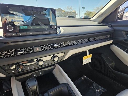 New 2025 Honda Accord SE image 13