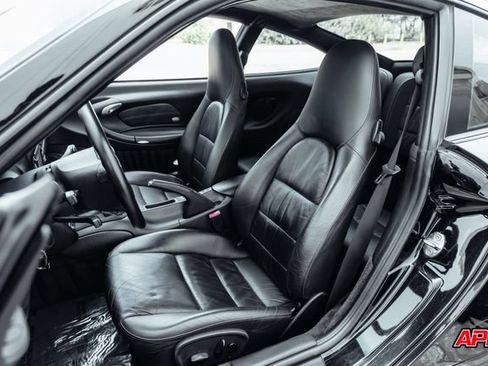 Used 2004 Porsche 911 Carrera RWD image 4
