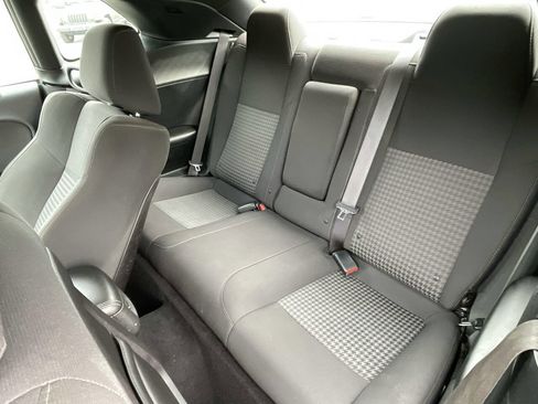 Used 2019 Dodge Challenger GT image 9