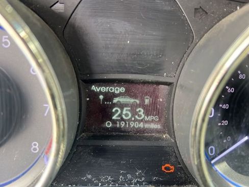 Used 2012 Hyundai Sonata GLS w/ Popular Equipment Pkg FWD image 13