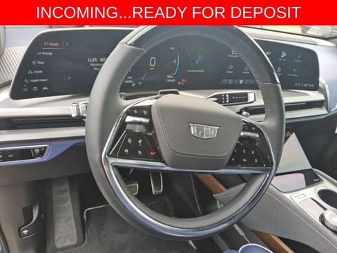 Used 2026 Cadillac Vistiq Premium Luxury AWD/4WD image 4