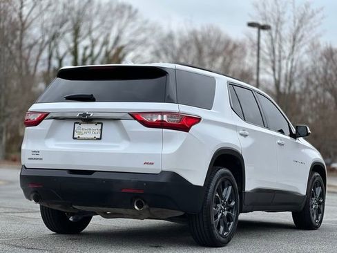 Used 2020 Chevrolet Traverse RS image 5