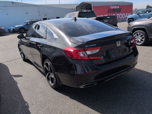 Used 2018 Honda Accord Sport image 5