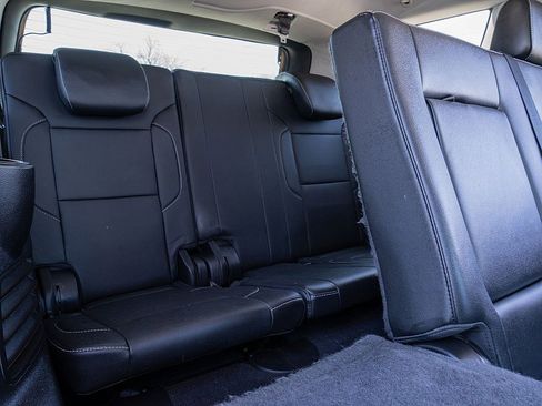 Used 2019 Chevrolet Tahoe LT image 24