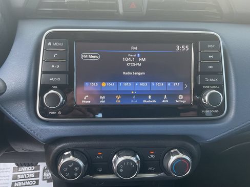Used 2025 Nissan Versa SV w/ Trunk Package FWD image 26