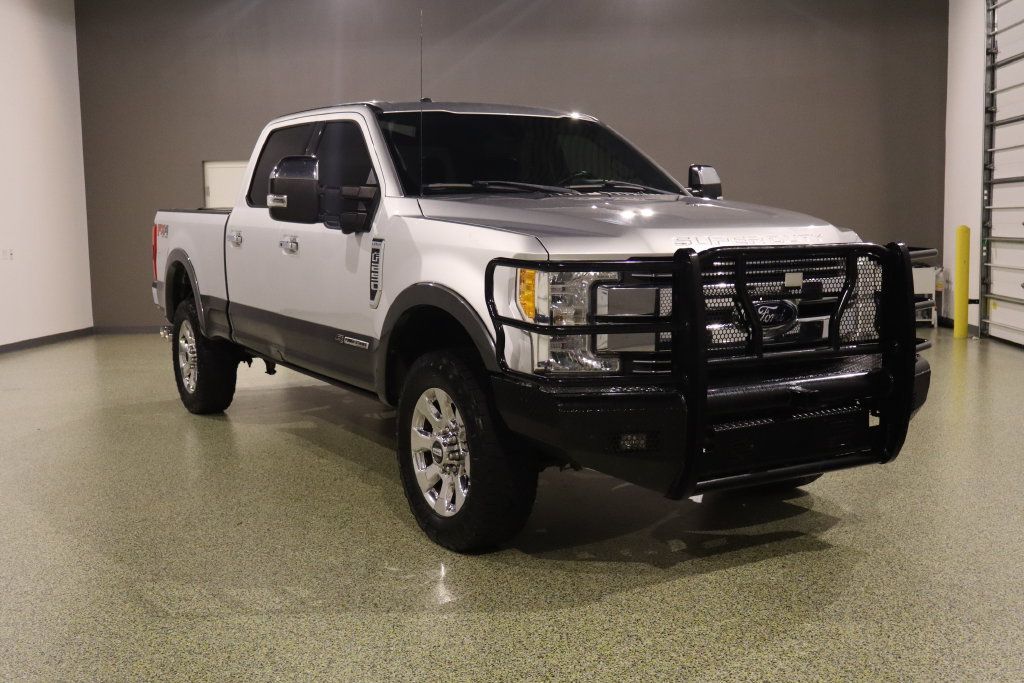Used 2017 Ford F250 Lariat w/ Lariat Ultimate Package AWD/4WD image 1
