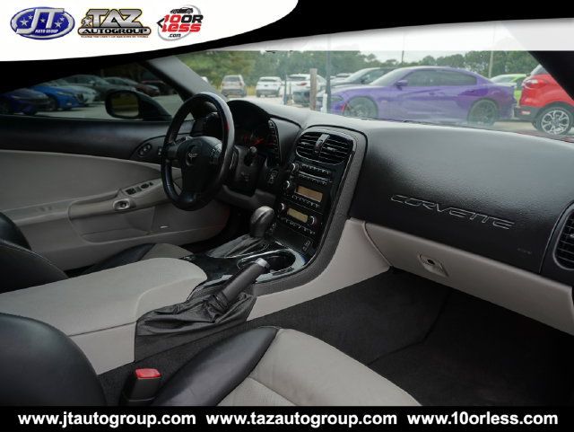 Used 2008 Chevrolet Corvette Coupe w/ Preferred Equipment Group RWD image 11