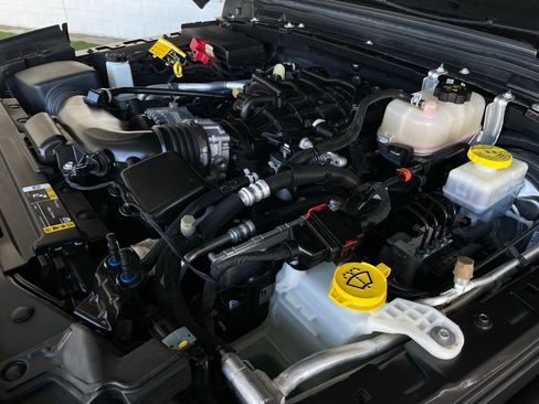 Used 2022 Jeep Wrangler Unlimited Sport image 34