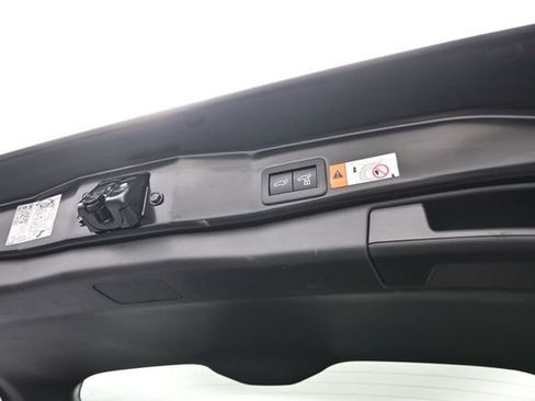 Used 2026 Toyota RAV4 XSE AWD/4WD image 29