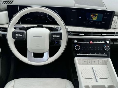 New 2025 Hyundai Santa Fe Calligraphy image 17