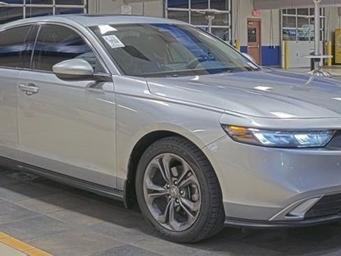 Used 2024 Honda Accord EX image 4
