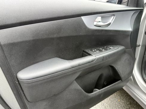 Certified 2023 Kia Forte LXS w/ LXS Technology Package image 15