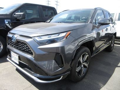 Used 2024 Toyota RAV4 SE w/ Weather & Moonroof Package