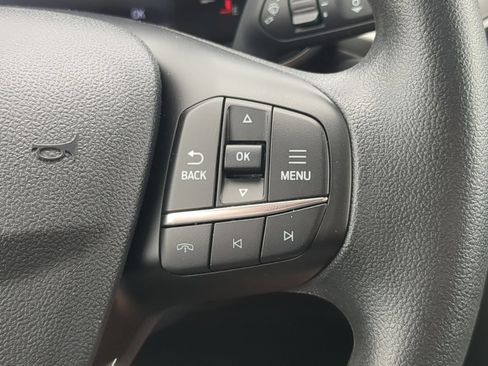 Used 2025 Ford Escape Active AWD/4WD image 17