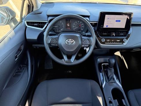 Used 2024 Toyota Corolla LE FWD image 23