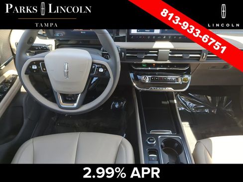 Certified 2023 Lincoln Corsair FWD image 12