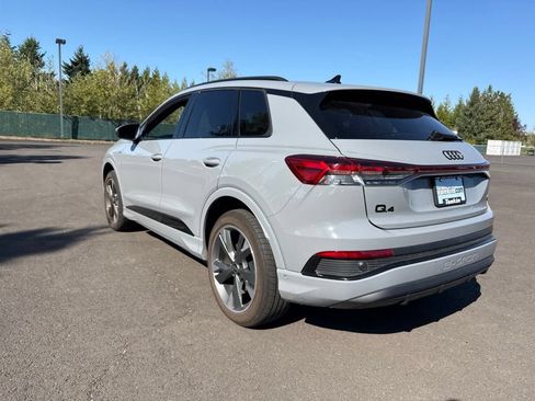 Used 2023 Audi Q4 e-tron Premium Plus w/ Premium Plus AWD/4WD image 5