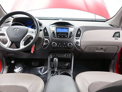 Used 2013 Hyundai Tucson GLS FWD image 29