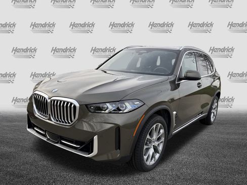 Certified 2025 BMW X5 xDrive40i w/ Premium Package image 5