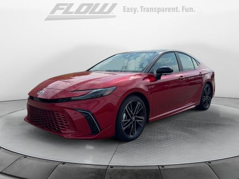 Used 2026 Toyota Camry XSE w/ Premium Plus Package FWD image 3