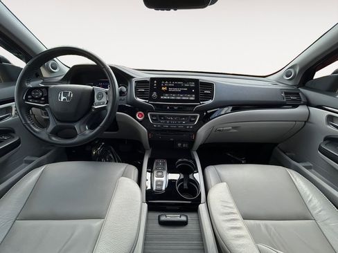Used 2021 Honda Pilot Touring image 14