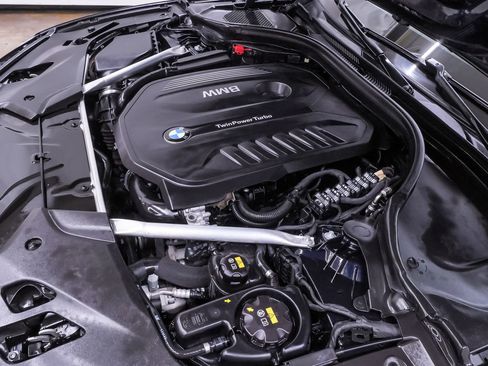 Used 2019 BMW 540i w/ M Sport Package image 26