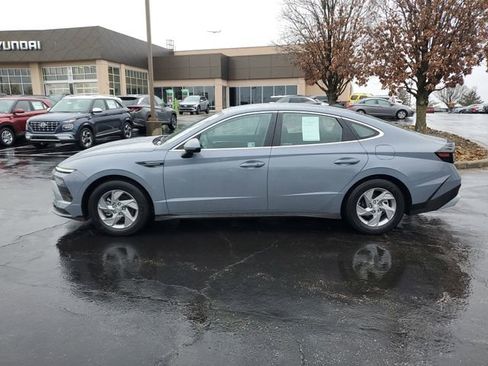 Used 2025 Hyundai Sonata SE image 4