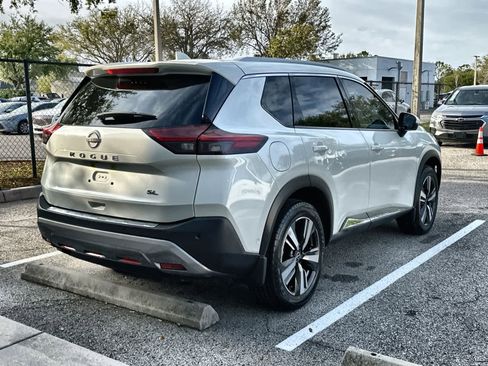 Used 2023 Nissan Rogue SL w/ SL Premium Package image 8