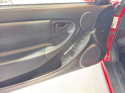 Used 1999 Toyota Celica GT FWD image 13